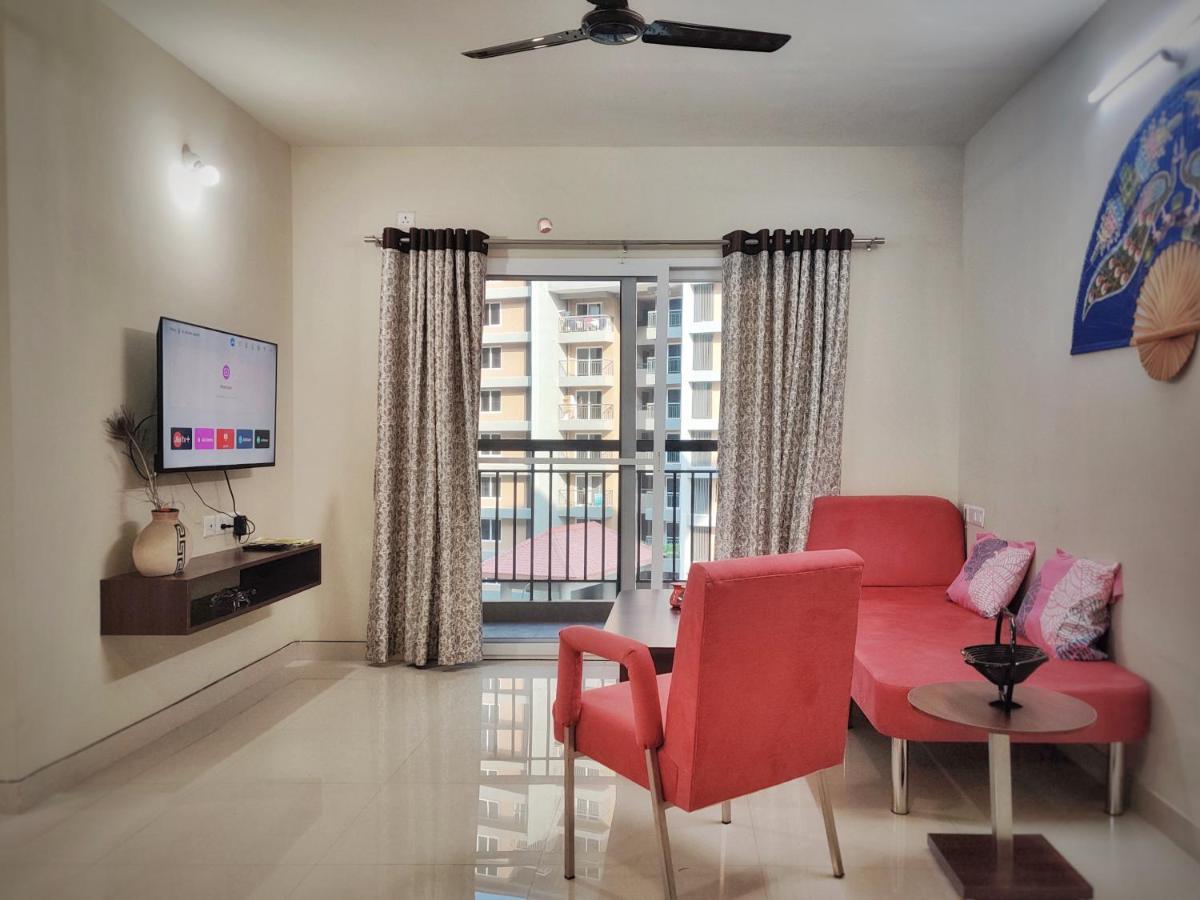 Symphony Apartments At Mihan 나그푸르 외부 사진